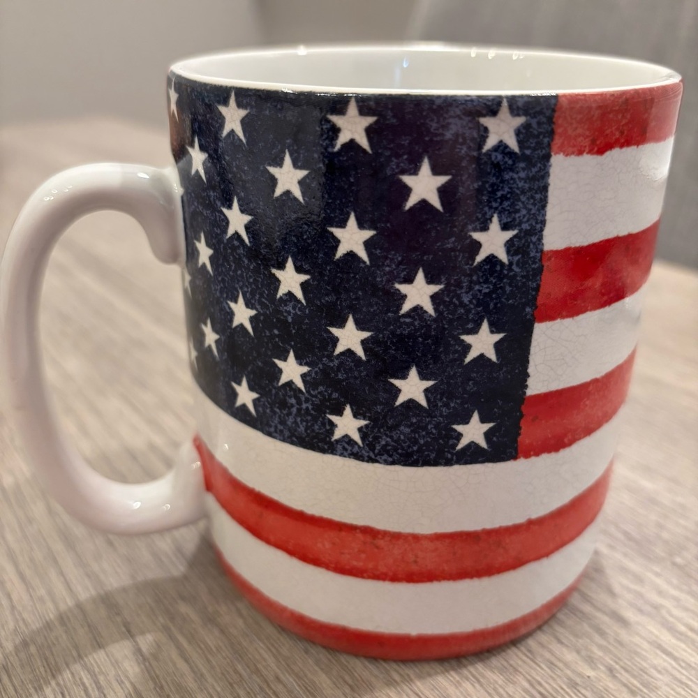 Port Townsend Porcelain Large Mug “Old Glory” Made in Indonesia Micro/Dishwasher